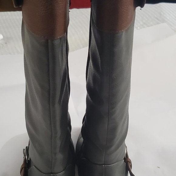 ZAHARA Knee High Boots - Picture 4 of 9